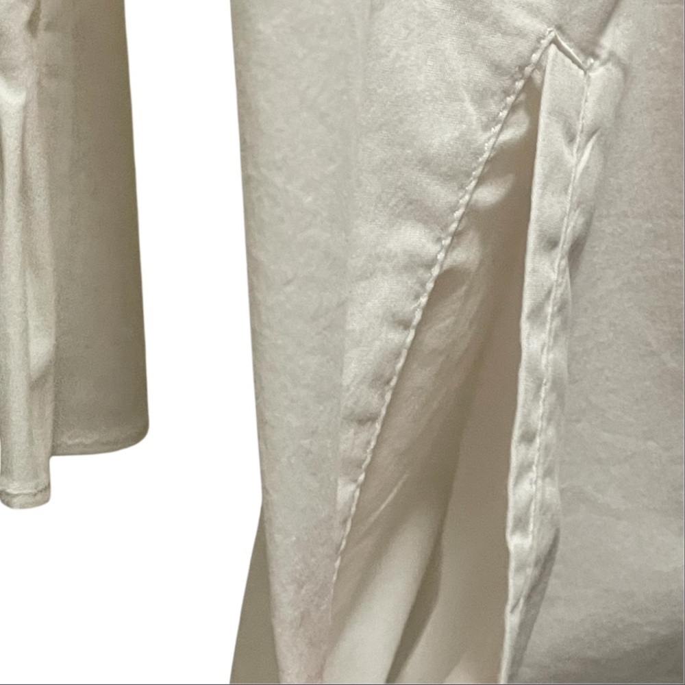 Avenue Women's White Button Down Collared Shirt w/ Sleeve Interest and Pockets - Picture 13 of 15